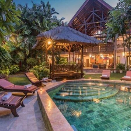 New Daria Villas Seminyak Ngoại thất bức ảnh