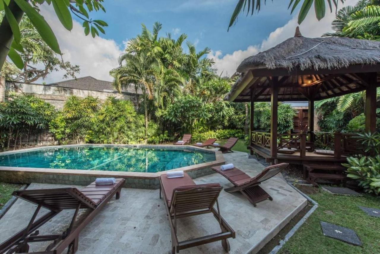 New Daria Villas Seminyak Ngoại thất bức ảnh