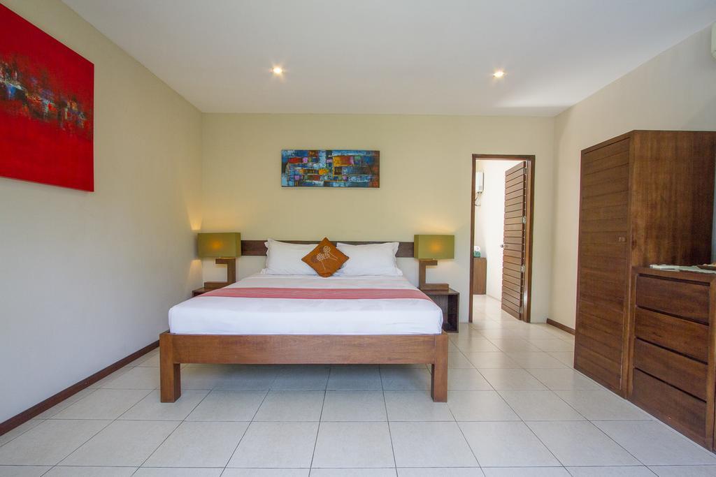 New Daria Villas Seminyak Phòng bức ảnh